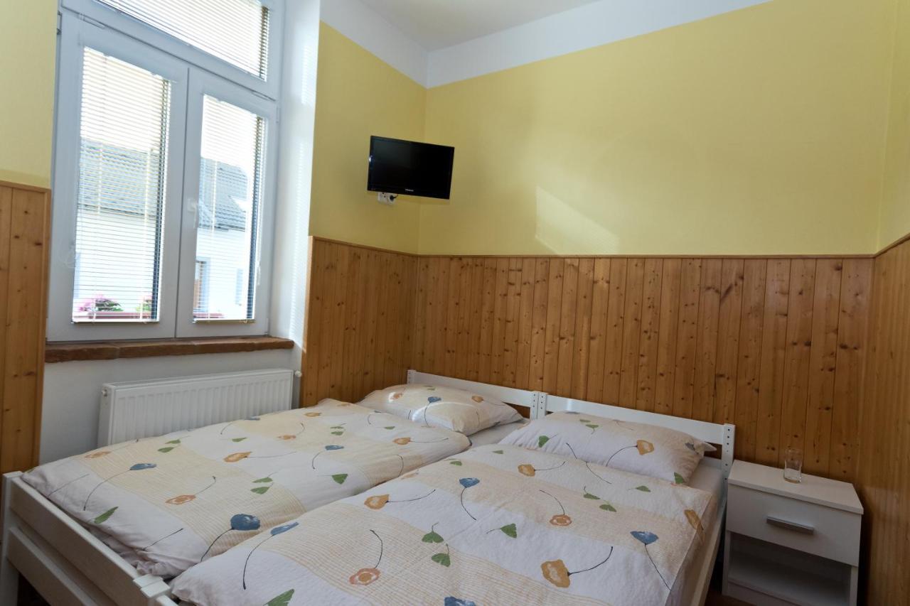 Romance Ubytovani Jindrichuv Hradec Bagian luar foto