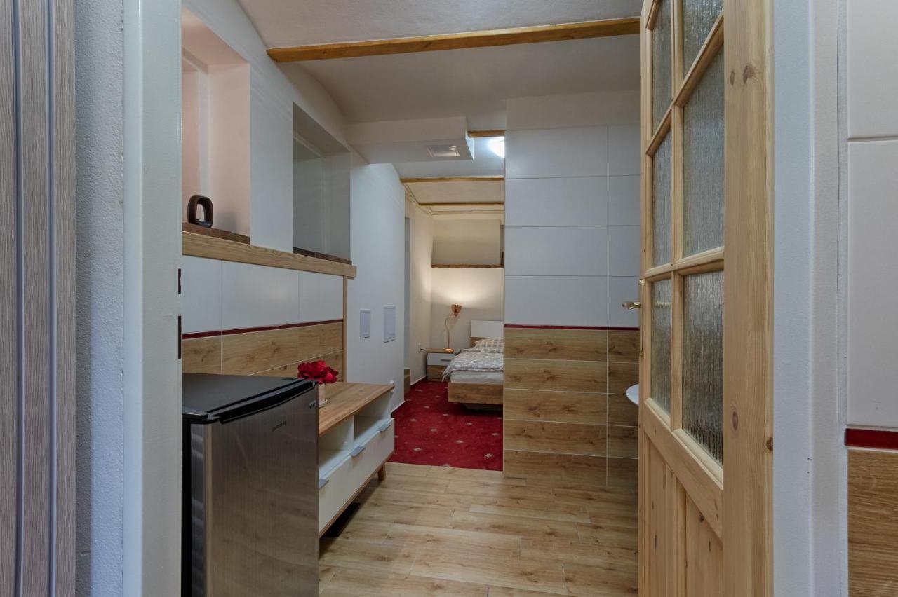 Romance Ubytovani Jindrichuv Hradec Bagian luar foto